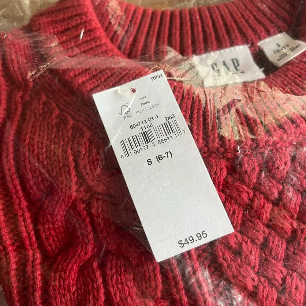 Gap red cable-knit sweater S 6-7 NWT